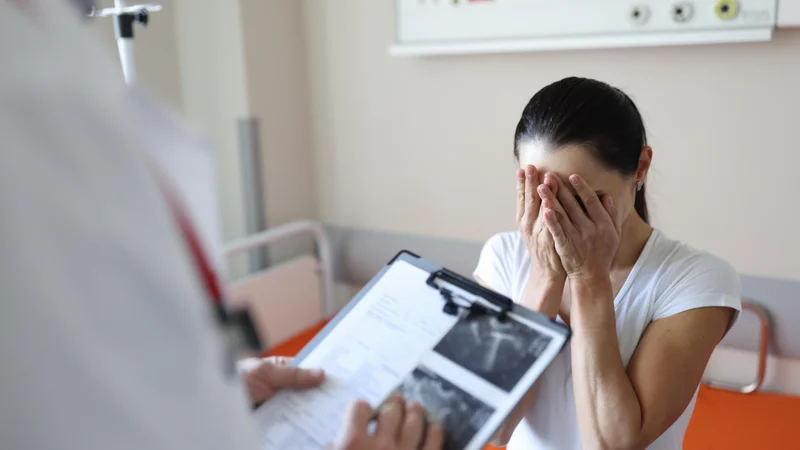 Aborti spontan: simptomat, shkaqet dhe kujdesi