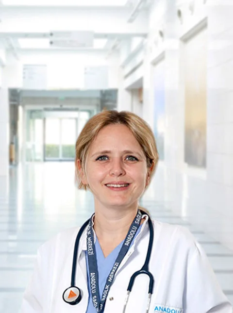 MD. Surgeon Zeynep Yılmaz